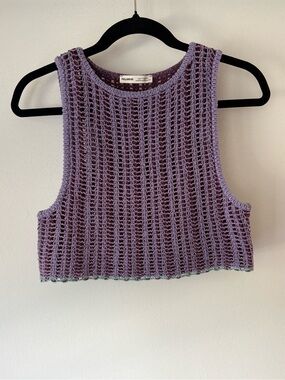 Pull&Bear Cropped Lavender Crochet Tank